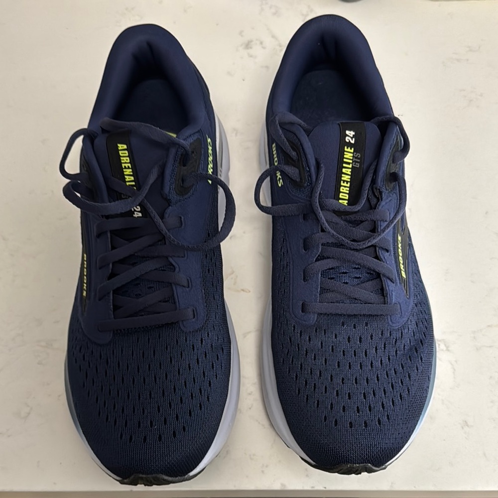 Brooks Blue and Yellow Athletic Shoes with Breathable Mesh